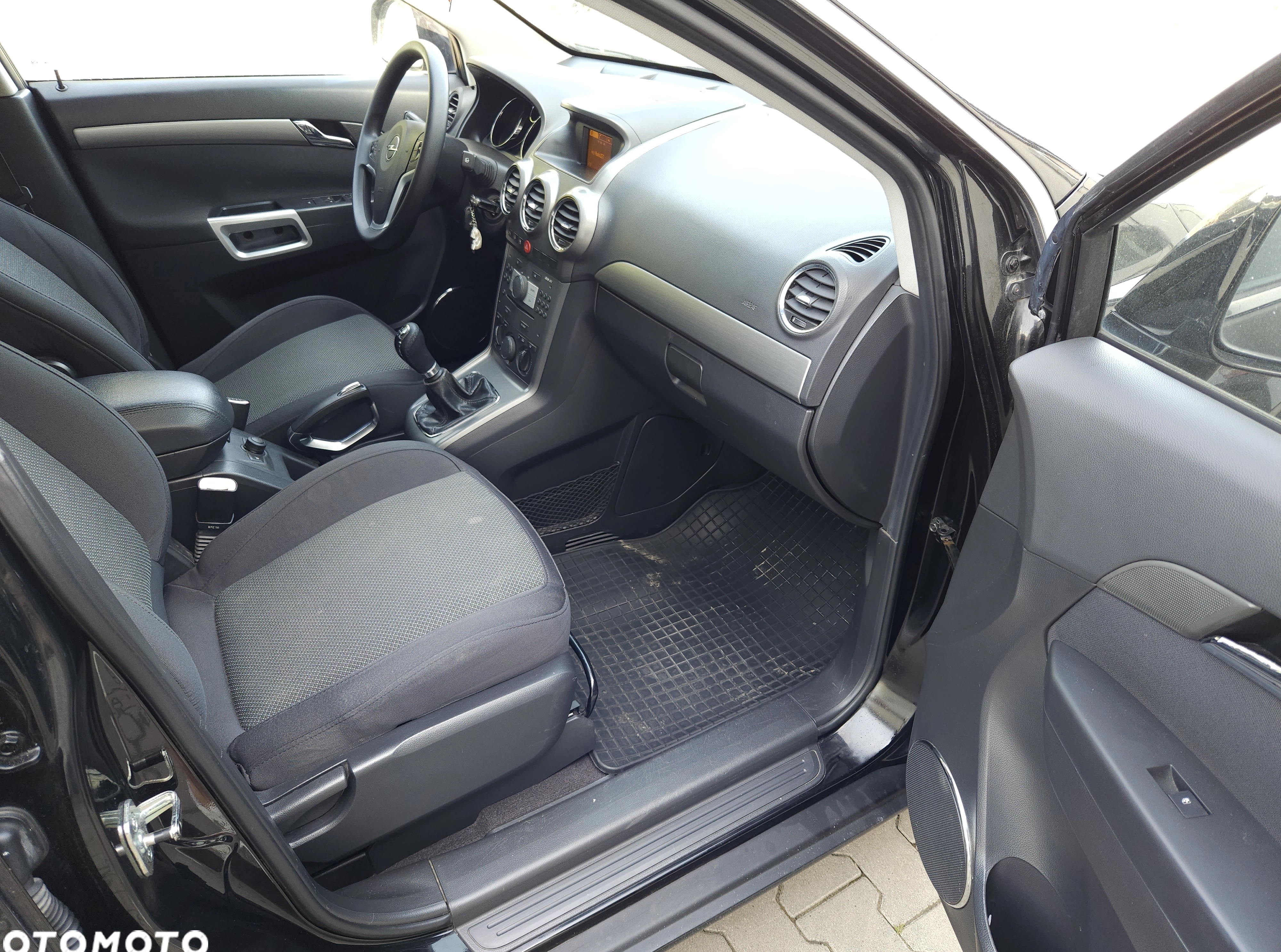 Opel Antara cena 22900 przebieg: 235000, rok produkcji 2008 z Słupca małe 172